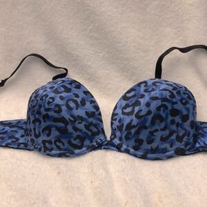 Candie’s Blue & Black Leopard skin bra size 34B